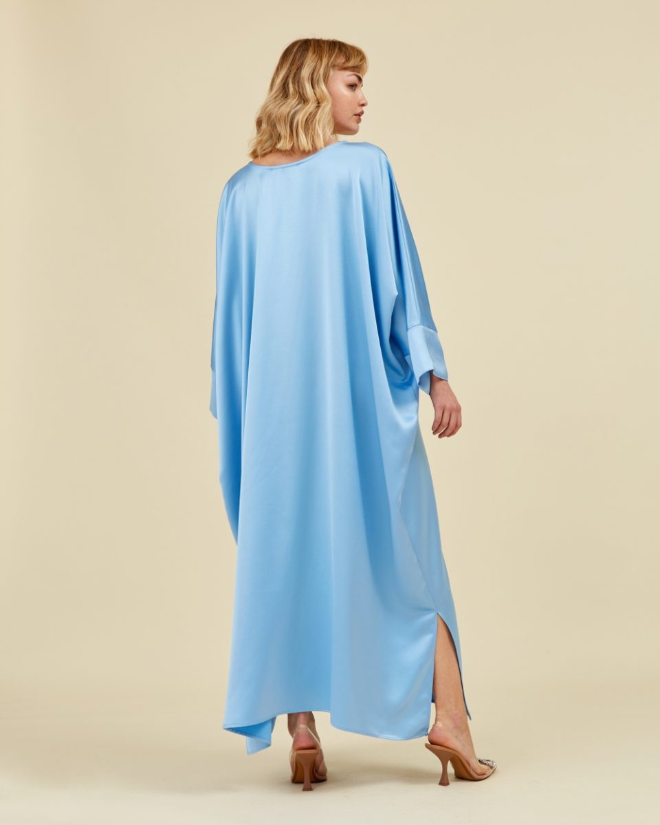 https://www.seamehappy.be/wp-content/uploads/2023/01/Sea-Me-Happy-Soraya-Dress-Satin-light-blue-back1-1-960x1200.jpg